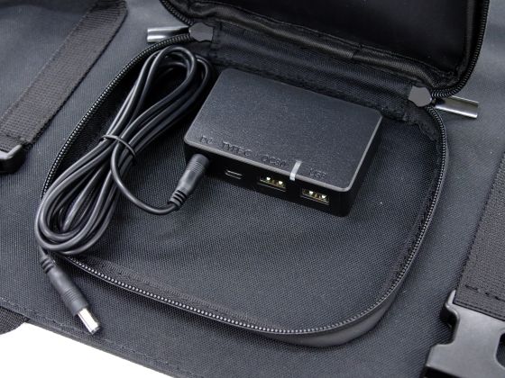 ATOM Portable Solar Panel ポータブルソーラーパネル | ATOM